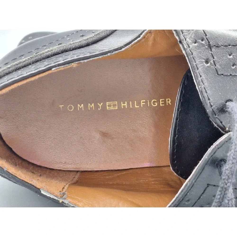 Tommy Hilfiger Black Leather Shoes 8M TW FABRIZIA Leather Upper Balance Man Made